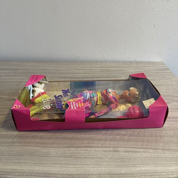Vintage Hot Skatin Barbie #13511 Ice Skates Rollerblades 1994 Mattel NIB NRFB - Picture 9 of 10